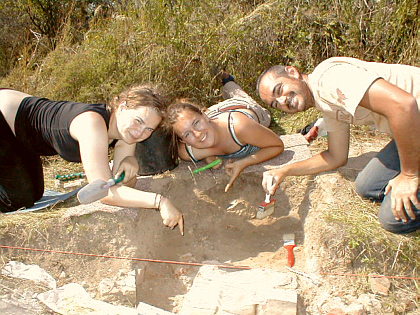 Marlen, Corine and Augusto and their best find so far- a nail